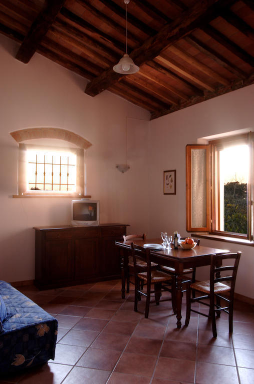 Agriturismo Quattro Pini Castagneto Carducci Oda fotoğraf