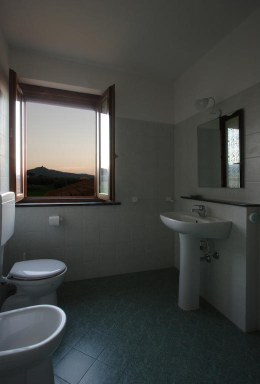 Agriturismo Quattro Pini Castagneto Carducci Oda fotoğraf